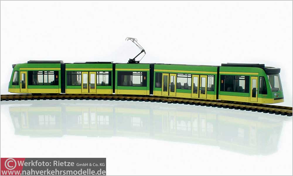 Rietze Linie 8 Straßenbahnmodell Artikel stra01050 Siemens Combino Poznan